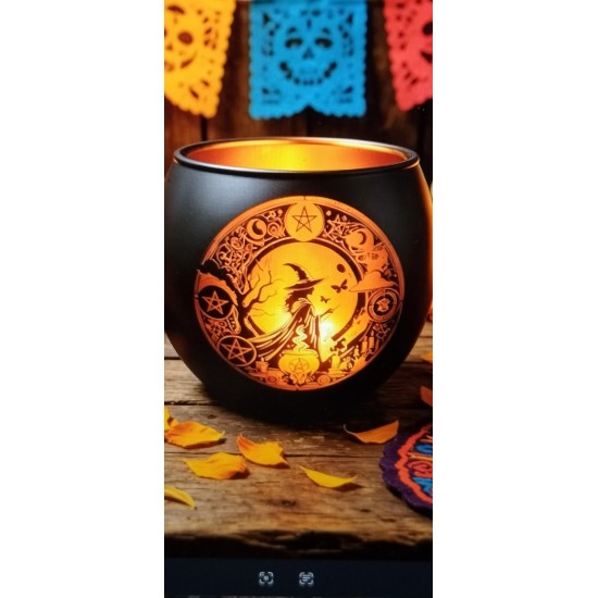 SPOT 086        SARAH CHITTOCK     Witch Candle Holder
