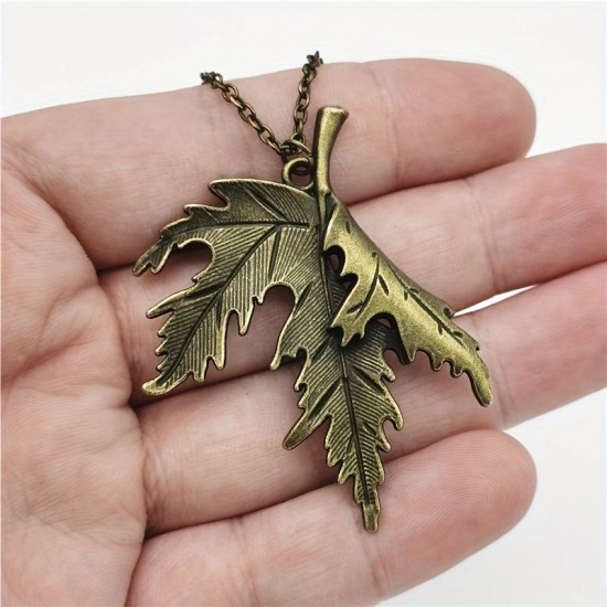    Necklace Curled Leaf