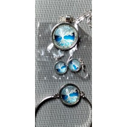      Jewellery Set featuring Tree of Life