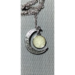      Pendant Moon and Tree of Life (Luminous)